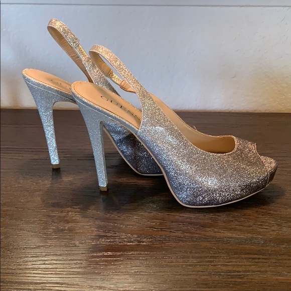 Metallic Pumps by Guess - Picture 4 of 8